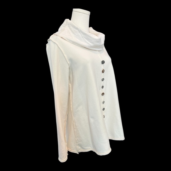 🤍 EUC NEON BUDDHA Cream Cowl Neck Sweatshirt w/ Buttons | Women’s Sz S - Picture 4 of 7